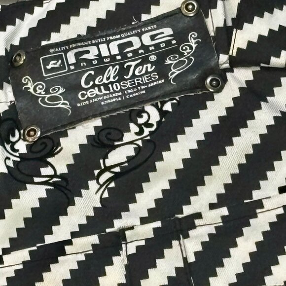 ~~RIDE SNOW BOARD CELLS 10 LRG WOMENS Insulated Ski Pants Snowboard Snow Pants - Picture 6 of 6